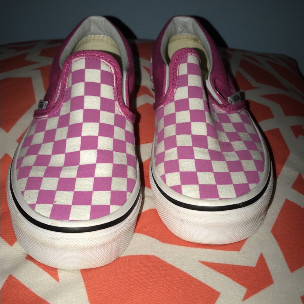 Kids pink checkered vans